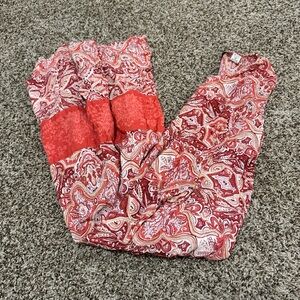 Elegant Paisley Red Women's Leggings